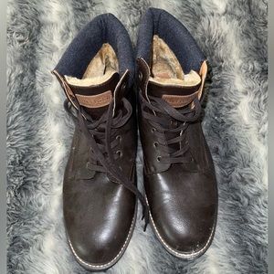 Tommy Hilfiger Sherpa Lined Boots Size 12